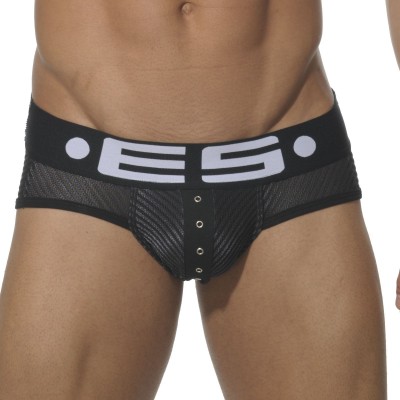 Brief ES Collection UN031